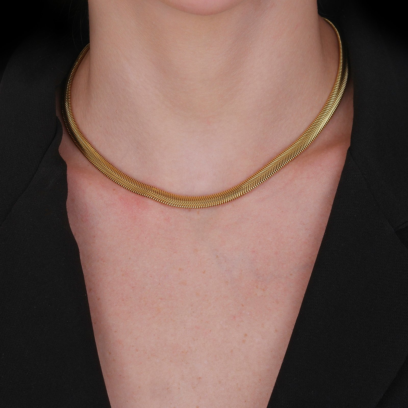 Colar Dourado Lacraia